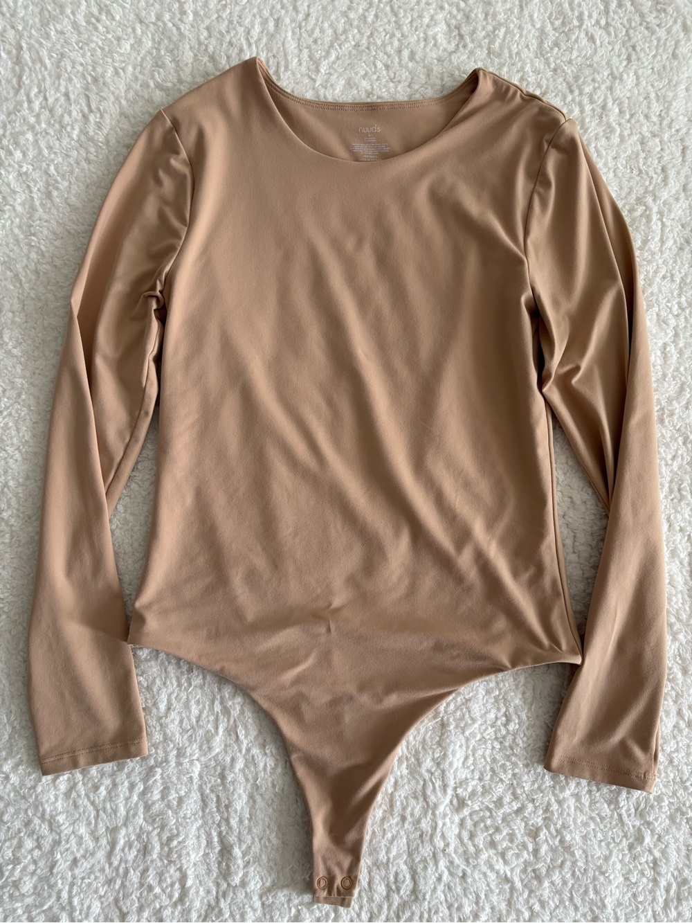 Nuuds Long Sleeve Scoop Neck Bodysuit Nude Snap Closure Size L